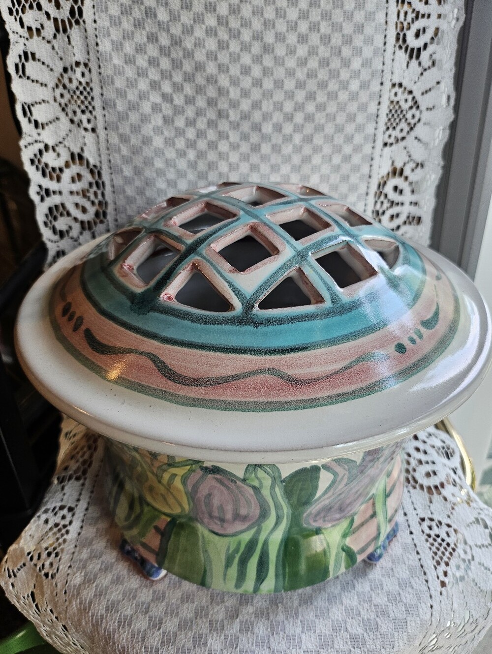 Vintage Ceramic Foral Flower Frog Bowl